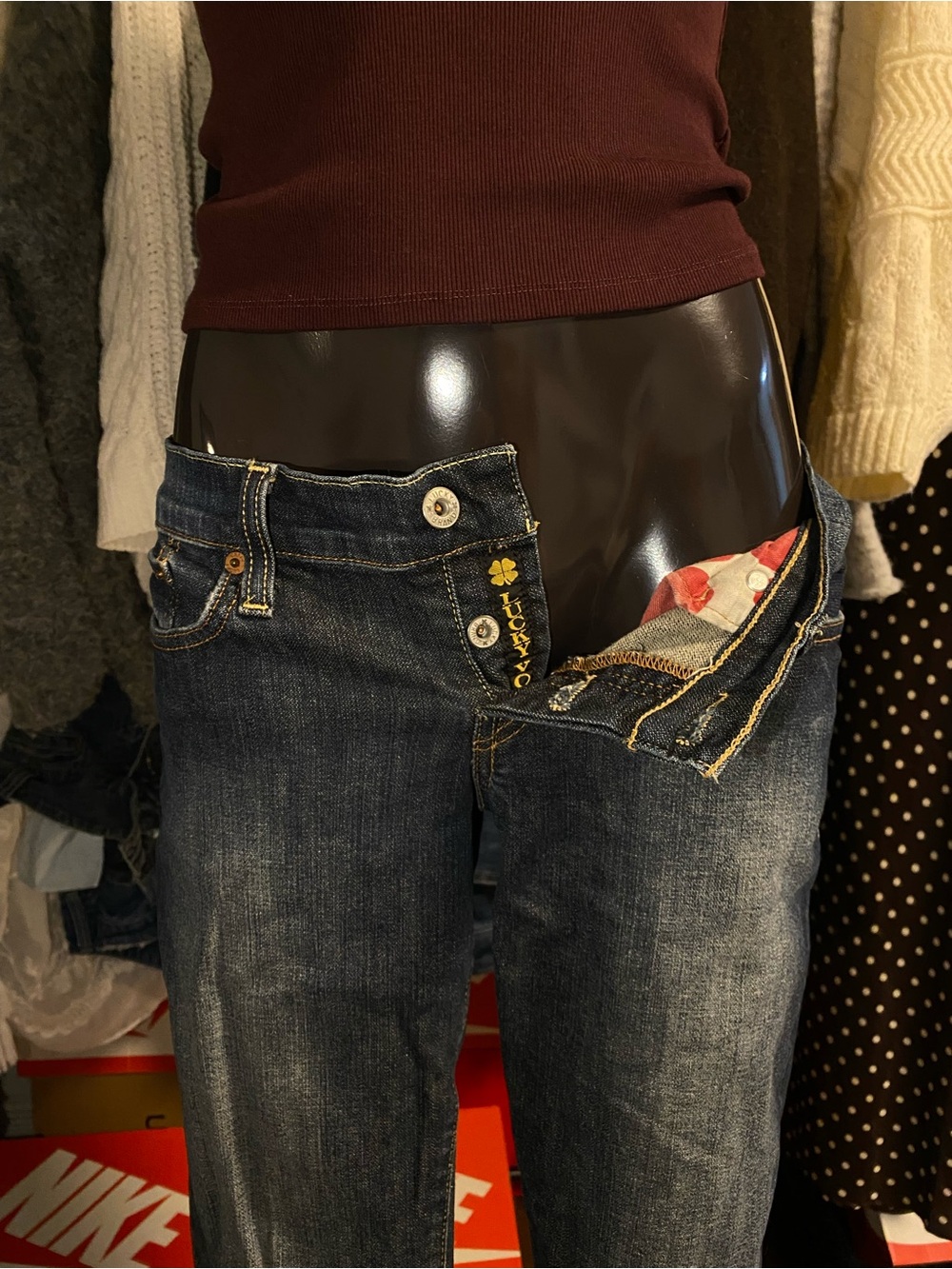 Lucky Brand - Low rise Capris Dark Wash